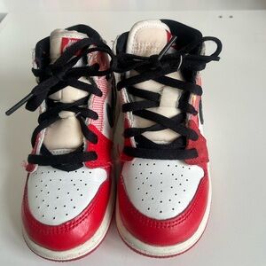 Jordan Retro 1 High Og- Spiderman Jordan’s size 8C